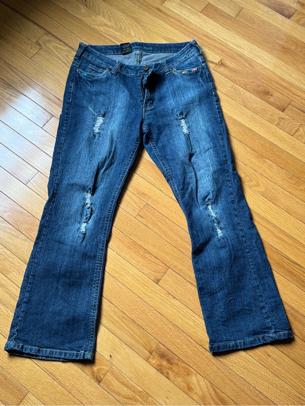 Suko Jeans Women’s 10P Distressed Embroidered Bootcut Jeans Y2K Stretch